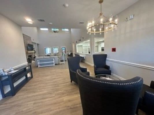 Seasons Assisted Living And Memory Care - Magnolia - Gallery Image 5