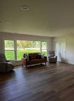 Liv Senior Care Home - Gallery Image 2