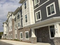 Bloom Living - Gallery Image 3