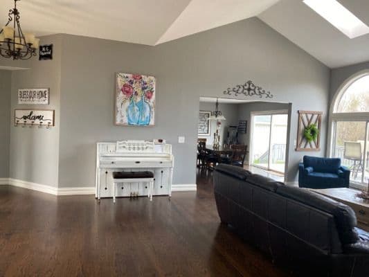 Addison Oaks Manor - Gallery Image 4