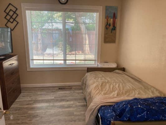Linfabells Family Care Home, Linda Bello - Gallery Image 6