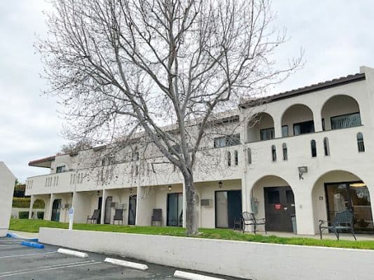 Pacifica Senior Living Vista - Gallery Image 4