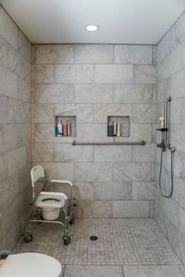 Oak Tree Adult Care Home, Naomi Radulescu - Gallery Image 2