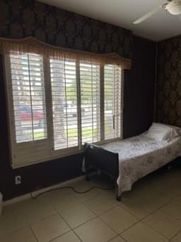 East Desert Sun Assisted Living - Gallery Image 5