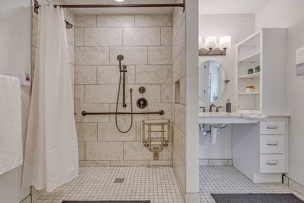 Kempton of Charleston - Gallery Image 3