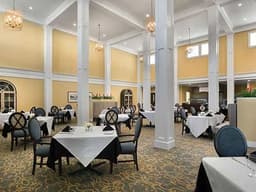 Shem Creek Nursing And Rehab - Gallery Image 2