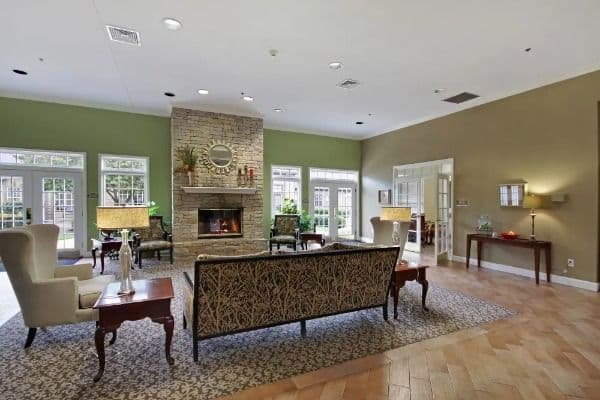 American House Brentwood - Gallery Image 5