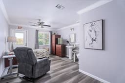 Queen Of Hearts El Dorado Hills - Gallery Image 6