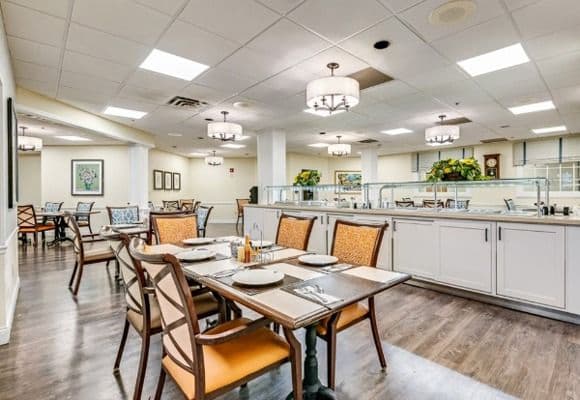 Colonial Heights Senior Living - Gallery Image 5