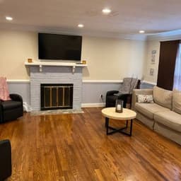 Lilly'S Place (Charles Co) - Gallery Image 1