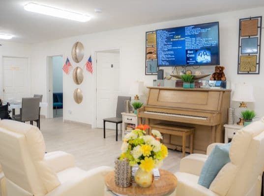 Sunrise Care Homes - Sunnyvale - Gallery Image 3