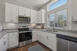 Treplus - Sugar Maple Commons - Gallery Image 3