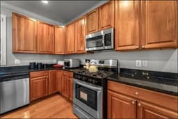 Pivotal Assisted Living & Memory Care - Gallery Image 3
