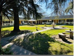 Braswell's Leisure Manor - Gallery Image 5