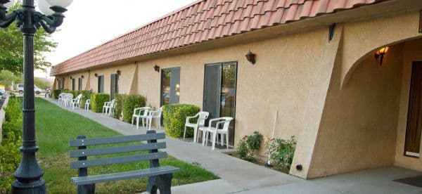Knolls West Assisted Living - Gallery Image 2
