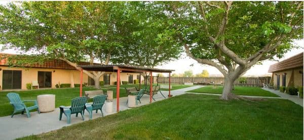 Knolls West Assisted Living - Gallery Image 5