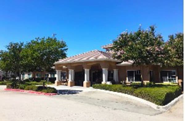 Wildwood Canyon Villa Assisted Living and Memory Care - Gallery Image 3