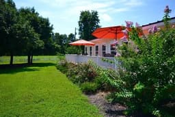 Chesapeake Cottage - Gallery Image 2