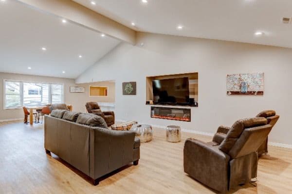 Grace'S Inn - Modern Assisted Living - Gallery Image 4