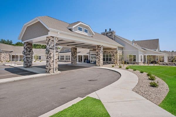 Quincy Place Senior Living - Gallery Image 2