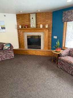 Cherry Cove Assisted Living and Memory Care - Gallery Image 2