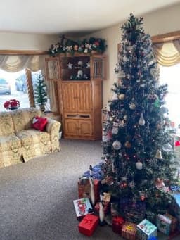 Cherry Cove Assisted Living and Memory Care - Gallery Image 3