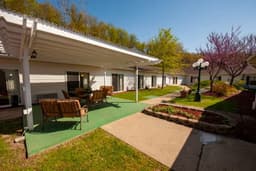Country Club Retirement Ctr Iv - Gallery Image 4