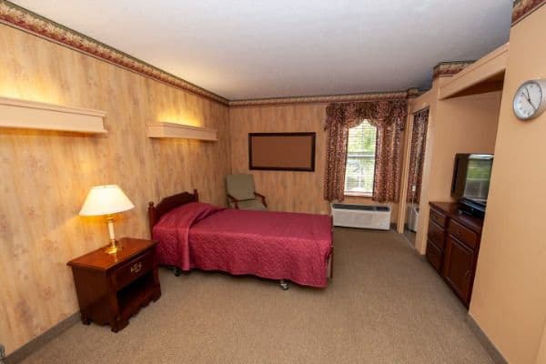 Country Club Retirement Ctr Iv - Gallery Image 3