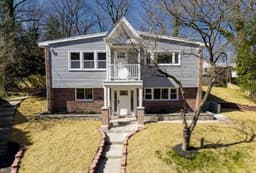 Pleasure Luxurious Living - Gallery Image 1