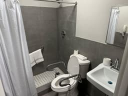 New Broadview Manor Assisted Living - Gallery Image 5