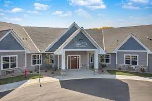 Suite Living of Brooklyn Park