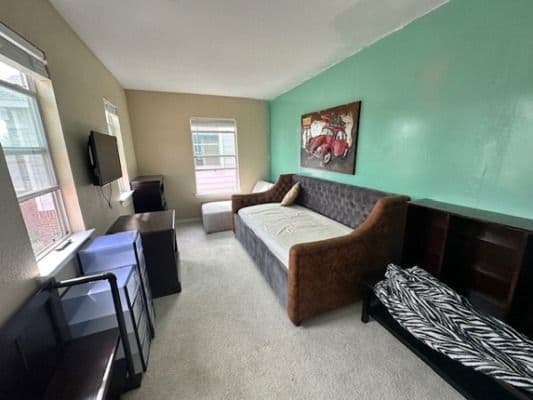 Alia'S Assisted Living Facility - Gallery Image 5