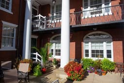 The Brookhouse for Women - Gallery Image 6