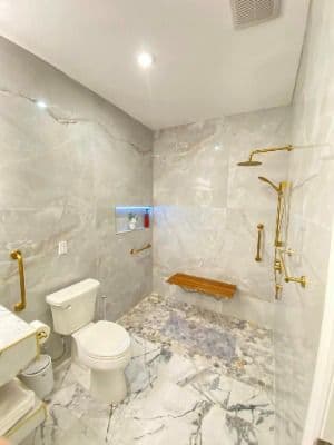 Blue Oaks Senior Care - Gallery Image 5
