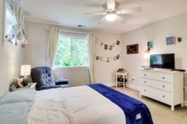 Cobbdale Assisted Living - Gallery Image 3