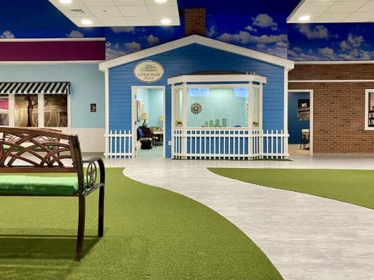 Town Square Day Respite & Adult Day Center - Gallery Image 3