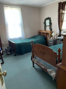 Liv-N-Well Assisted Living Facility - Gallery Image 1