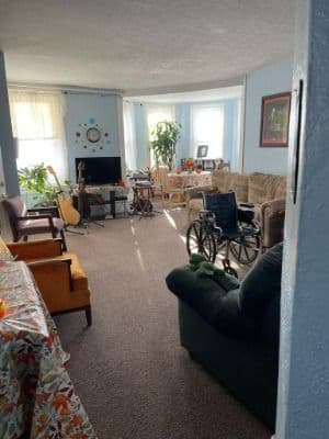 Liv-N-Well Assisted Living Facility - Gallery Image 2