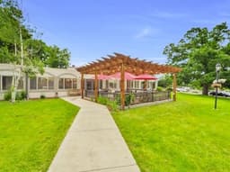 Gardens Care Senior Living - Homestead - Gallery Image 1
