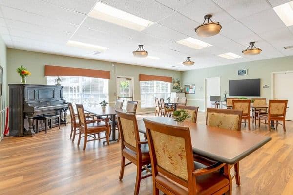 Brookdale Pinehurst Park - Gallery Image 6