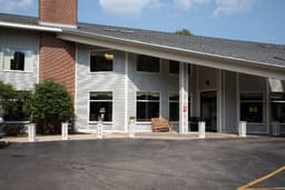 Laurel Oaks Senior Living - Gallery Image 1