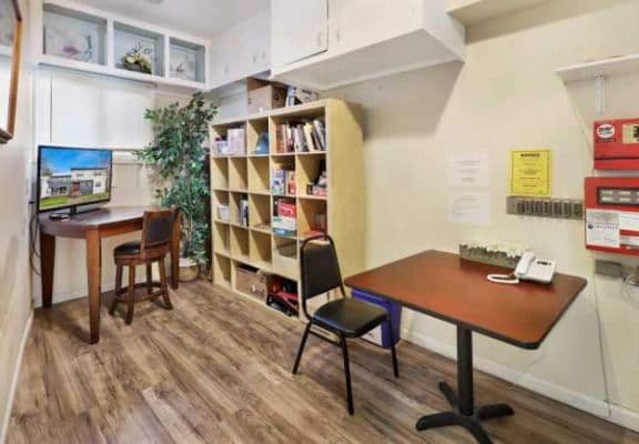 AvilaCare of Bellingham (formerly Columbia Place) - Gallery Image 2