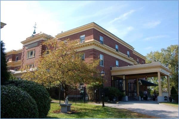 Odd Fellows & Rebekahs' Home Of Maine - Gallery Image 2