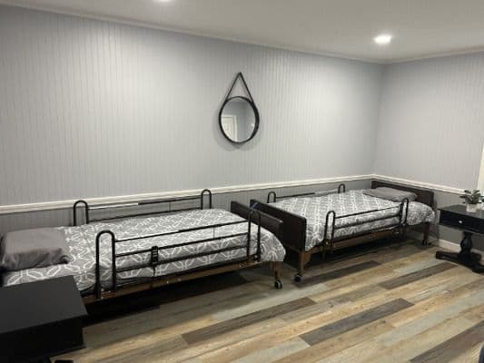 House On Hill Afc - Gallery Image 3