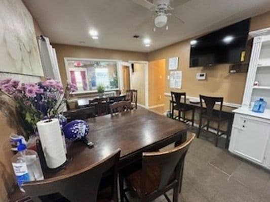 One Golden House - Gallery Image 4