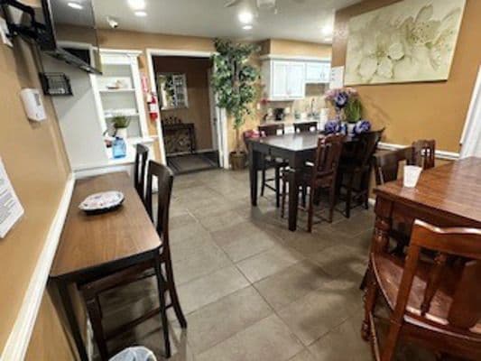 One Golden House - Gallery Image 5