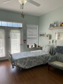 La Casa South - Gallery Image 6
