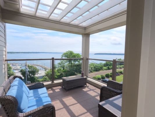 Brentwood by the Bay
