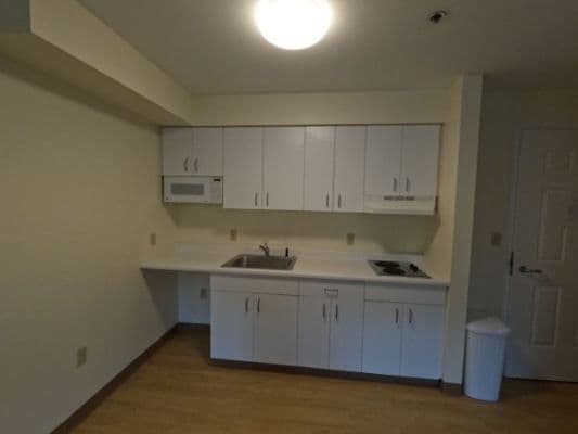 STILLWATER ASSISTED LIVING AND SKILLED NURSING COMMUNITY - Gallery Image 3