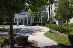 The Seasons East Greenwich - Gallery Image 6